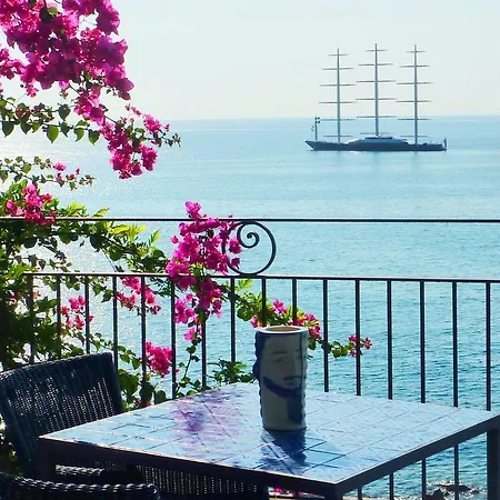 Hotel Palladio Giardini Naxos Exterior photo
