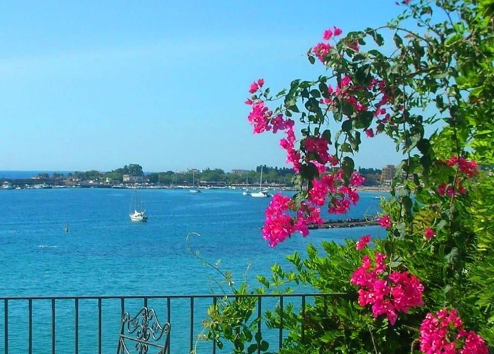 Palladio 3* Giardini-Naxos